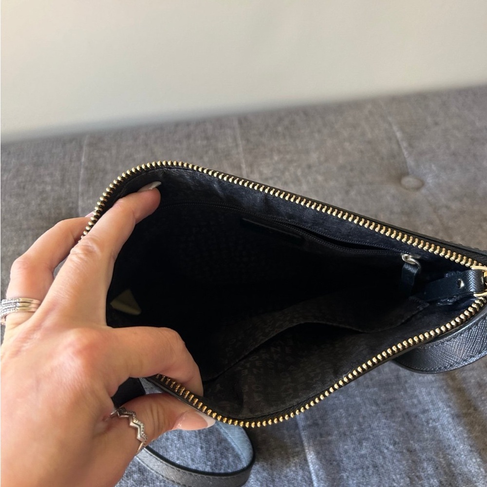 Kate Spade crossbody - Picture 2 of 3